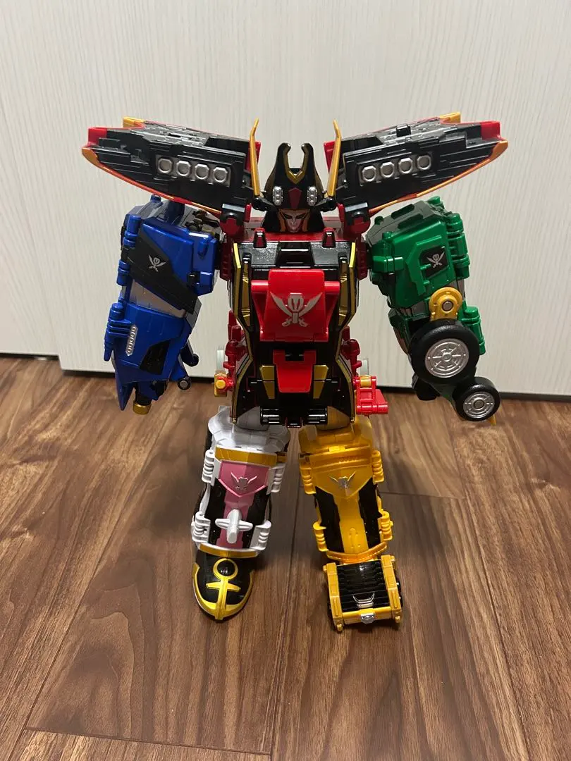 Thumbnail of Bandai Kaizoku Sentai Gokaiger DX Gokaioh