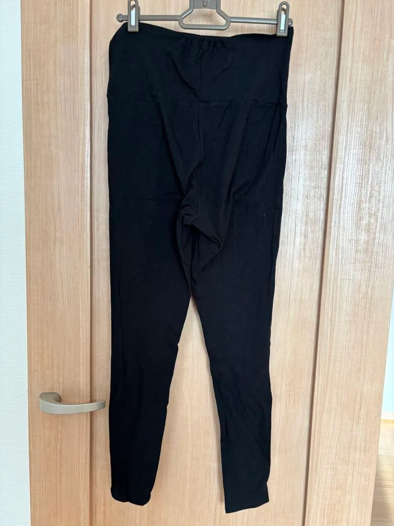 Thumbnail of Maternity leggings