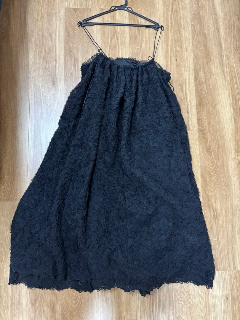 Ameri　MEDI ADJUST SHELLY GATHER DRESS Ameri MEDI ADJUST SHELLY GATHER DRESS - メルカリ