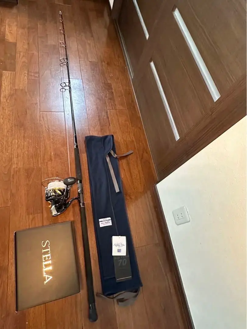燻し銀さん取り置き　STELLA SW30000スピニングリール 本体と説明書付 燻し銀さん取り置きSTELLA SW30000スピニングリール 本体と説明書付