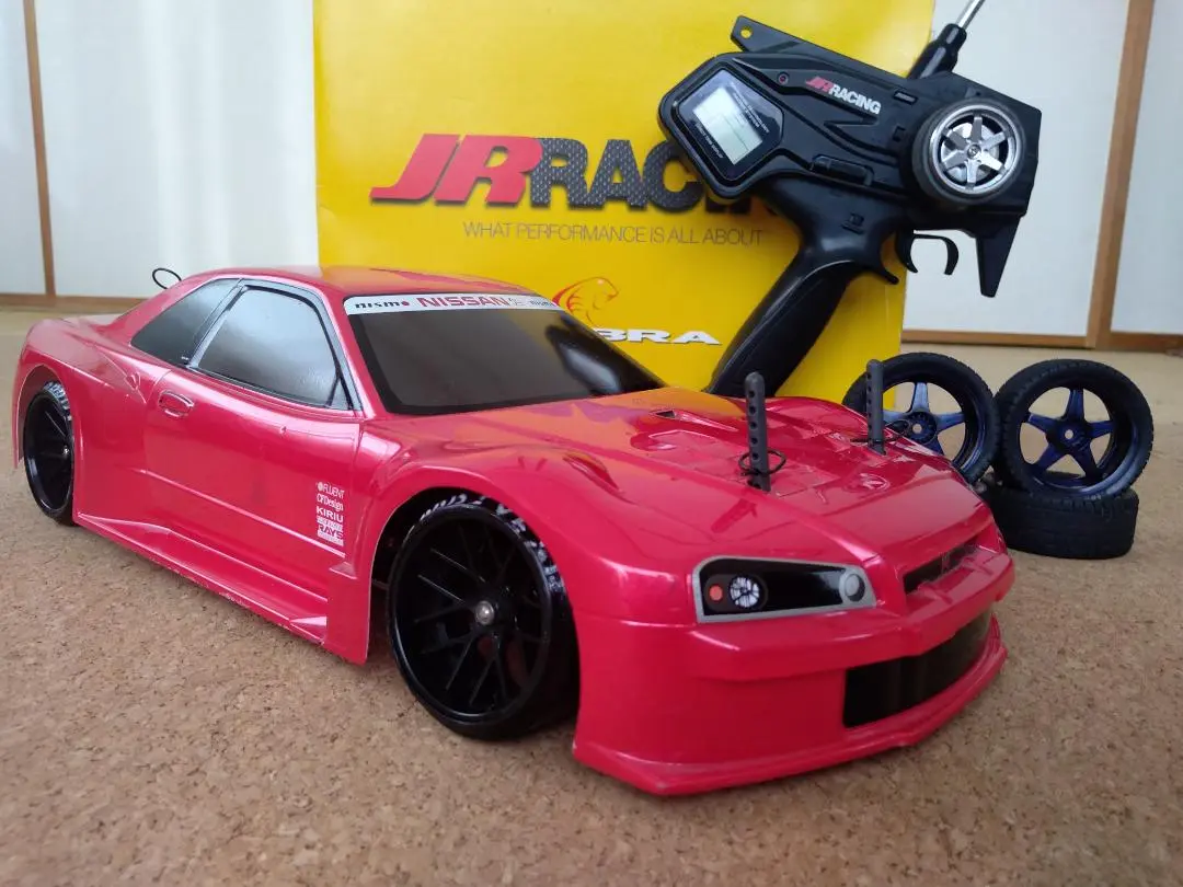 エンジンラジコンカー即遊べる　フルセット 再生産】1/10 エンジンRC組立キット GP 4WD ツーリングカー FW