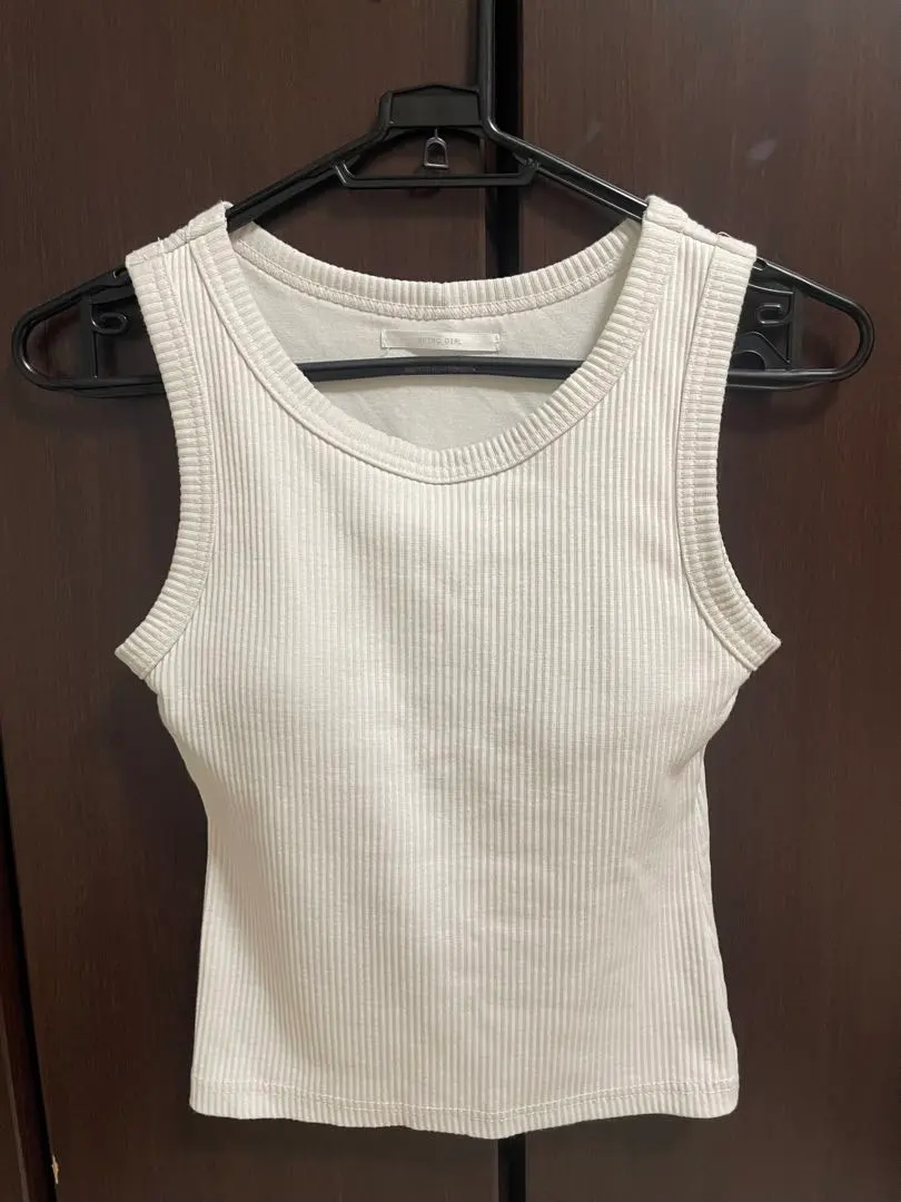 RETRO GIRL 羅紋編織白色背心 的縮圖