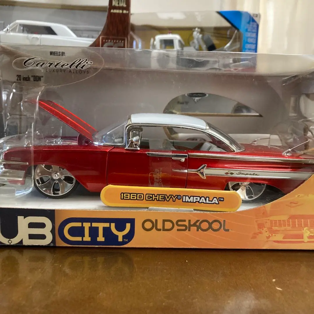 1960-Chevrolet-Impala-Silver-