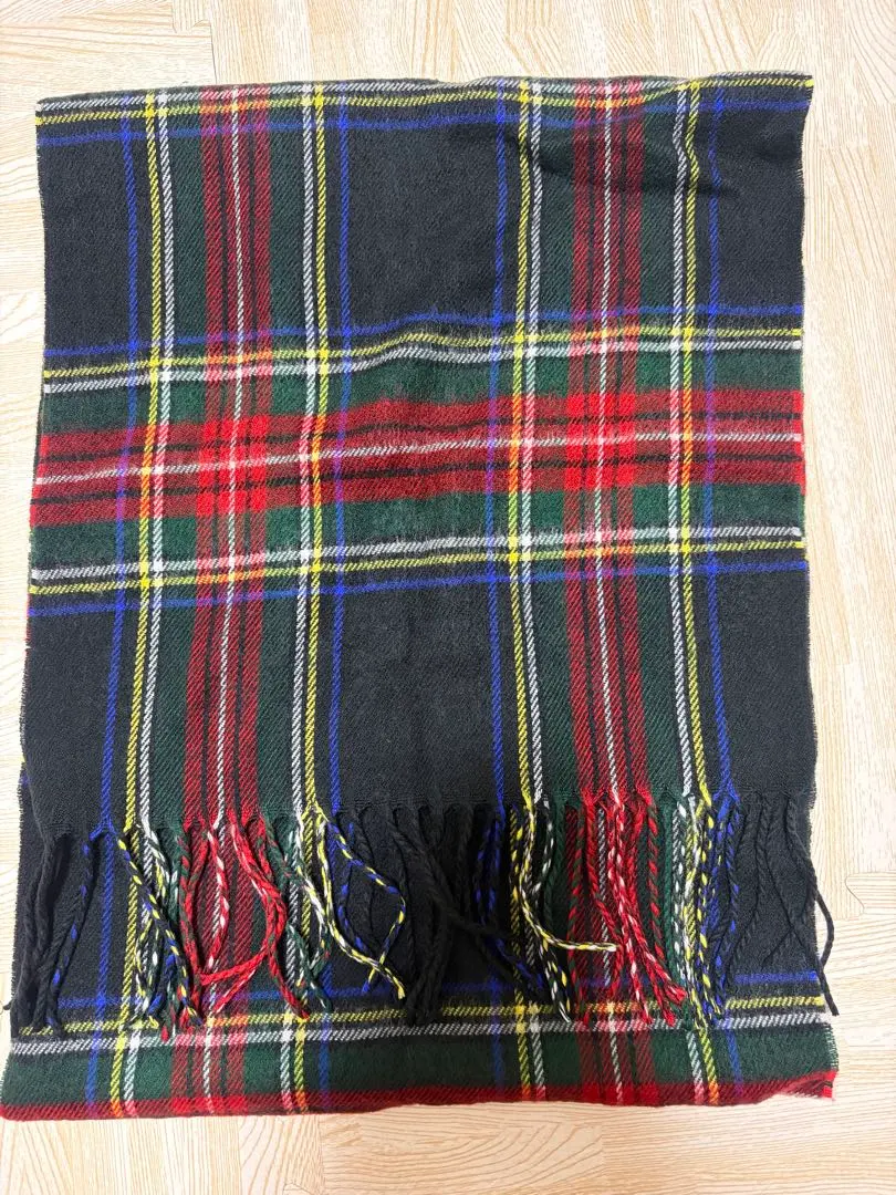 格子紋 亞克力纖維 圍巾 帶流蘇 的縮圖