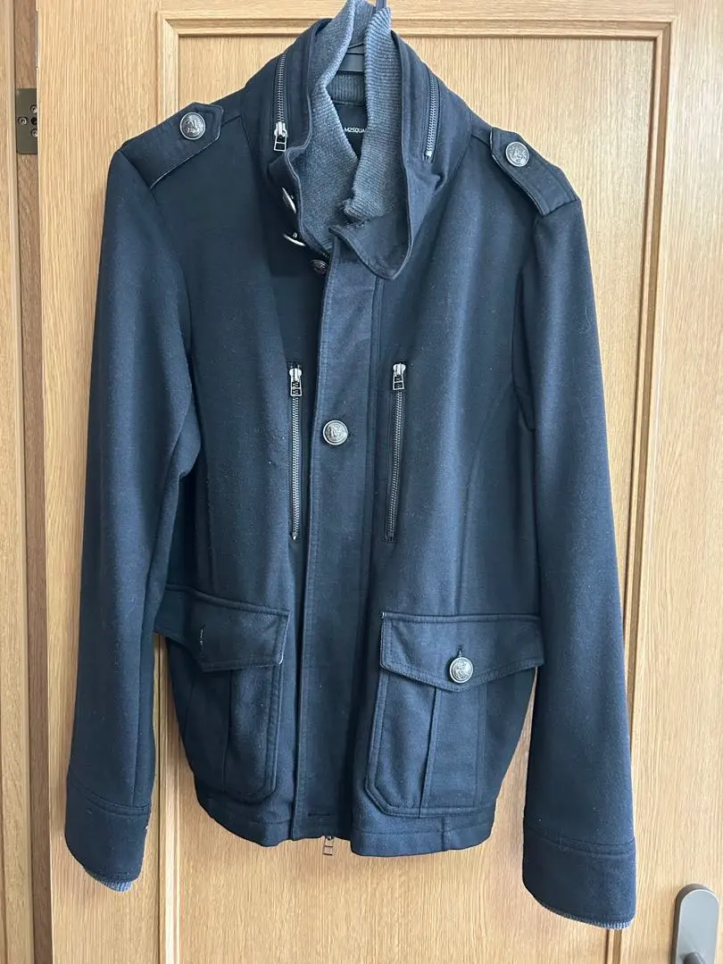 Thumbnail of Men's casual jacket, black, L, one button missing, junk