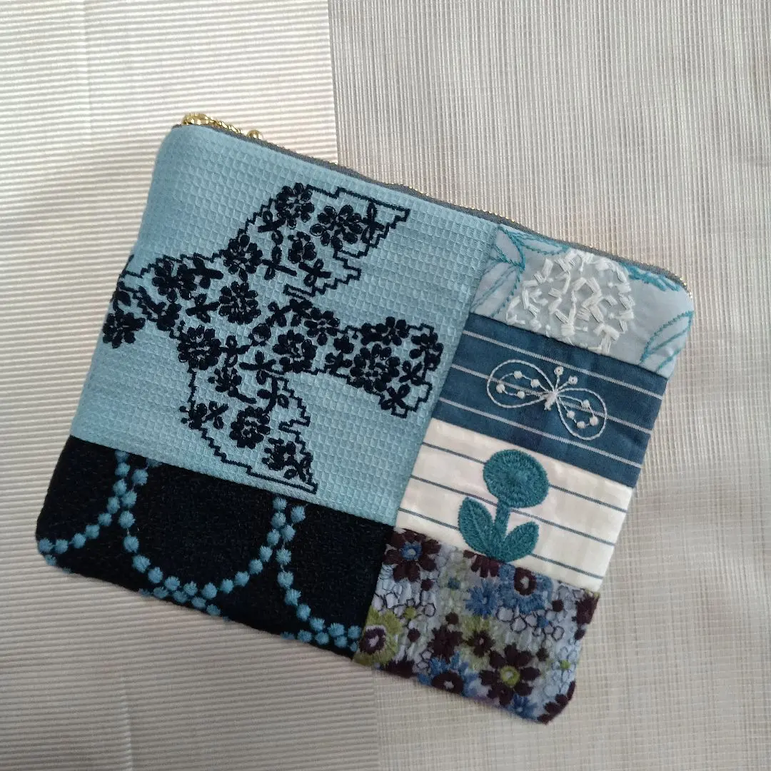 Thumbnail of mina perhonen & Pjc & Tentosen Moyo Seisakujo Handmade Pouch