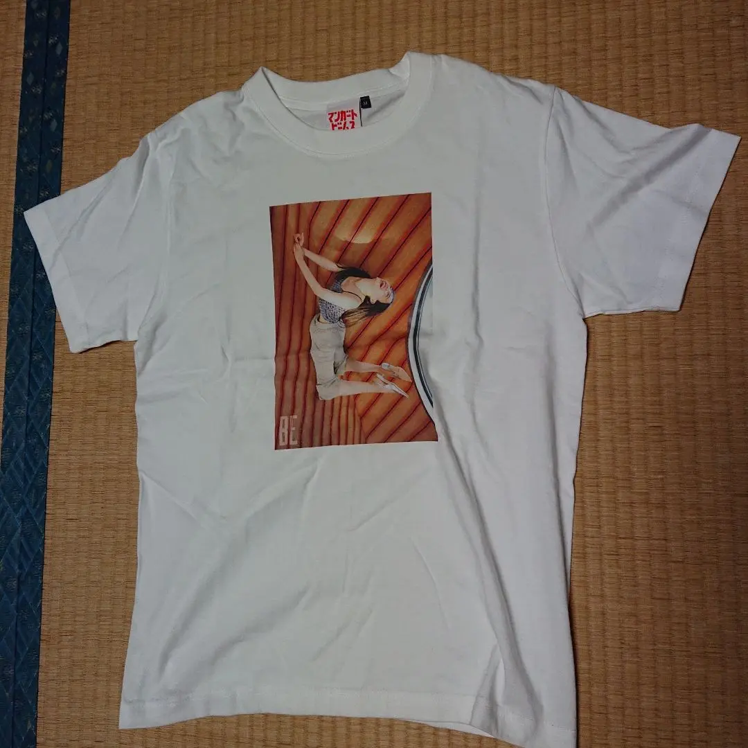 井桁弘恵 ホワイトTシャツ MORE7月号 発売中です！！ 私の大好きな大好きな！！ Tシャツを