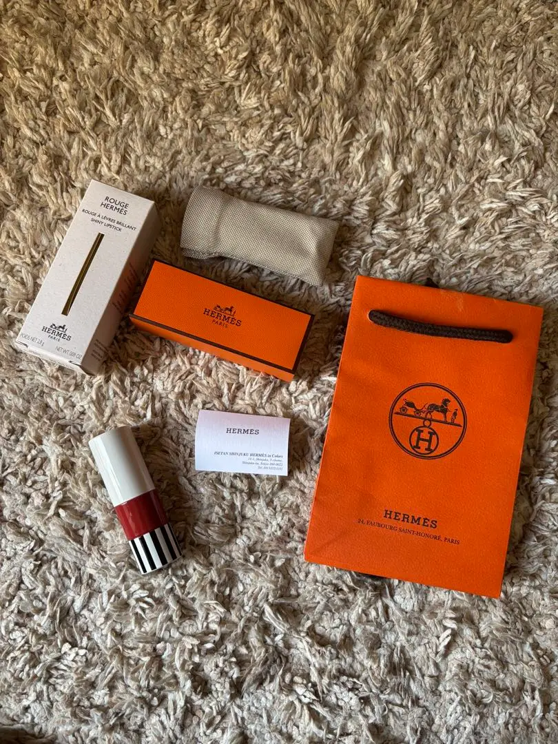 新品未使用 HERMES エルメス 口紅10 完売限定品 ベージュ・クロアゼット HERMES - ☆エルメス☆10ベージュクロアゼット☆ルージュア