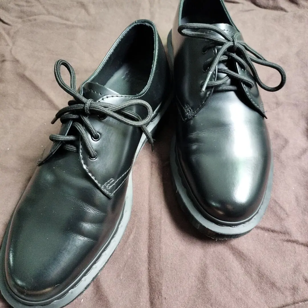 Thumbnail of Dr. Martens 1461 UK8
