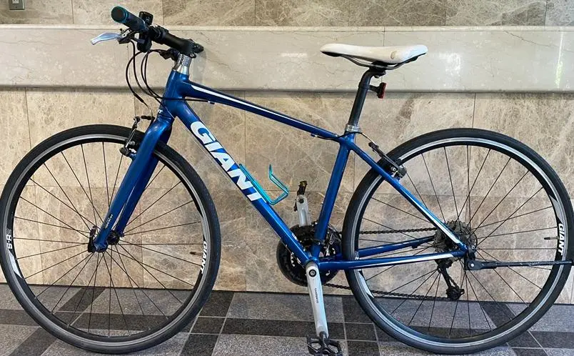 【直接引き渡し】GIANT Escape ジュニア 24インチ マットブラック 2023 GIANT Bicycles | ESCAPE JR 24