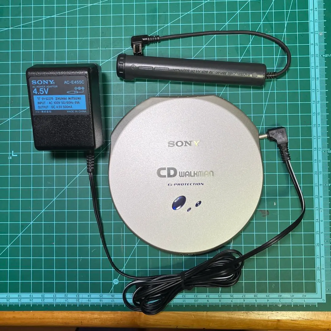 極美品☆20周年記念モデル】SONY CD ウォークマン D-E990 - メルカリ