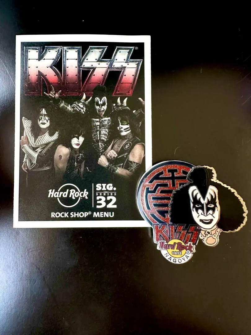 ハードロックカフェ　ピンバッジ　KISS  W Yahoo!オークション -「ハードロックカフェ ピン kiss」の落札