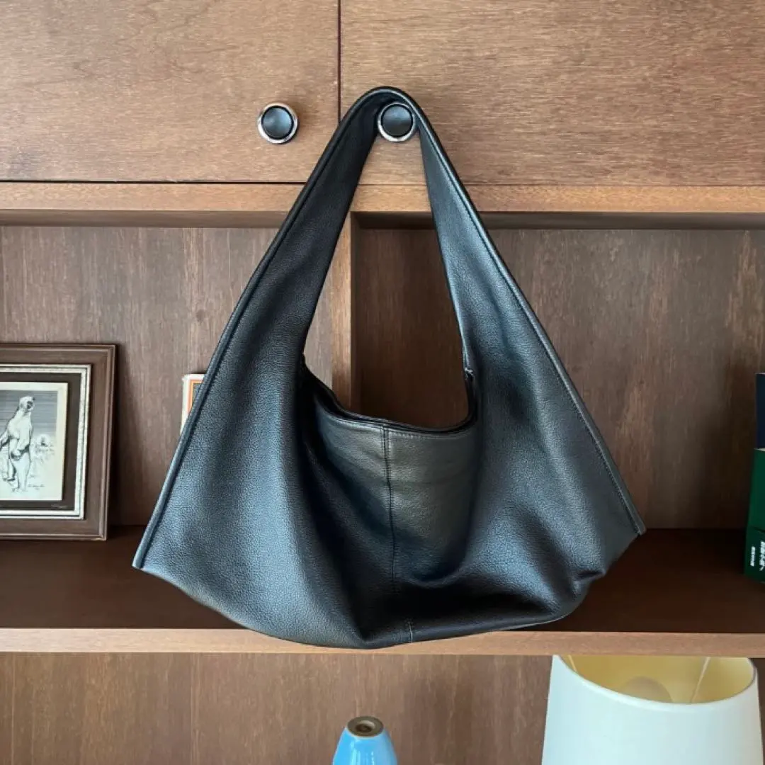 A.subjjject Curve Leather shoulder 的縮圖