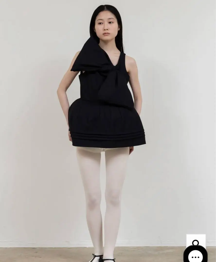【新品未使用】bibiy SARAH RIBBON TOP 2025年最新】bibiy. sarah ribbonの人気アイテム - メルカリ