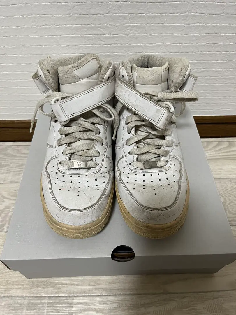 Nike Air Force 1 白色高筒 的縮圖