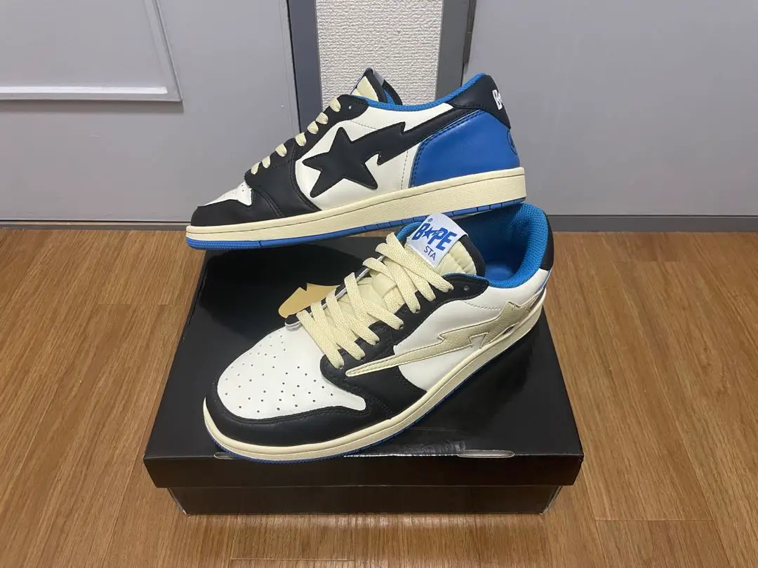 APE BAPE KAWS sta SK8 スニーカーtravis 29cm