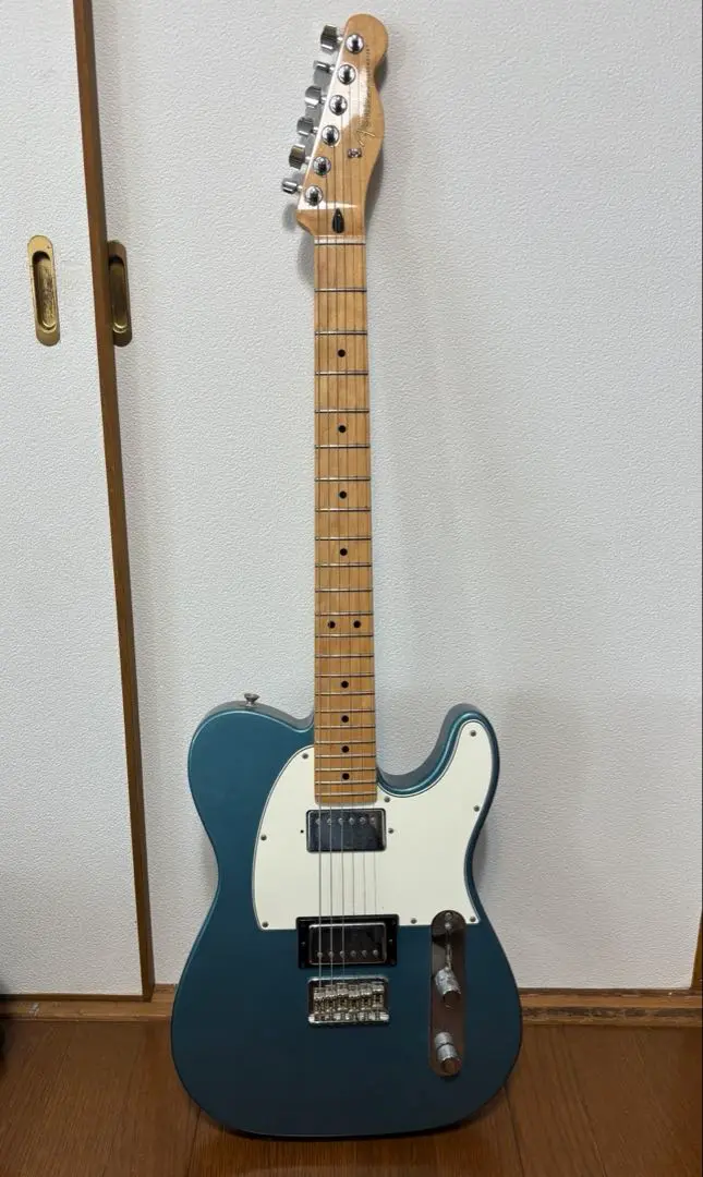 Fender Mexico  Telecaster HH　ハードケース付き Fender MEX Player Telecaster HH (Silver/Pau Ferro) [Made In