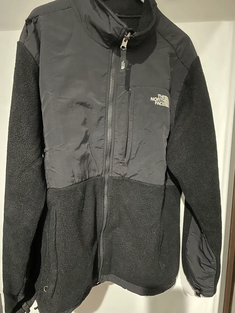 Thumbnail of North Face jacket XL