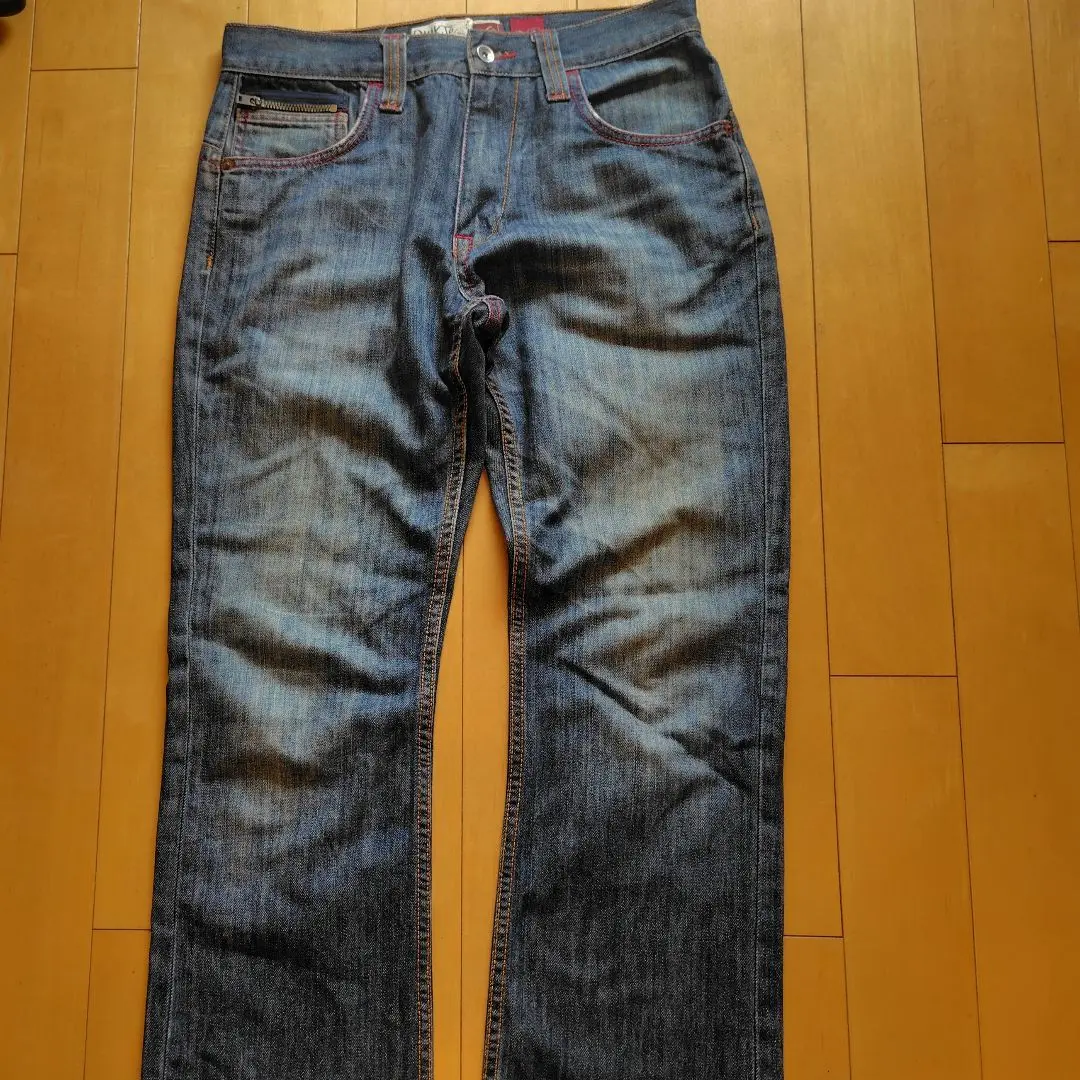 入手困難 QWKJeaN クイックシルバー ライトブルー ダメージ加工 デニム 入手困難 QWKJeaN クイックシルバー ライトブルー ダメージ加工