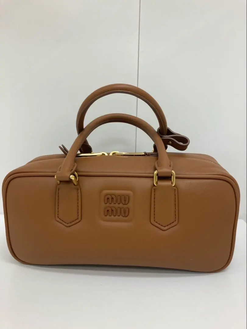 2025年最新】MIU MIU レディース ボストンバッグ・旅行用バッグ