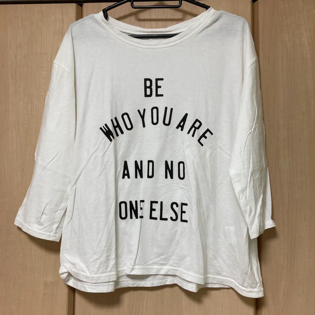 Thumbnail of HeartMarket White T-shirt, Five-Sleeve