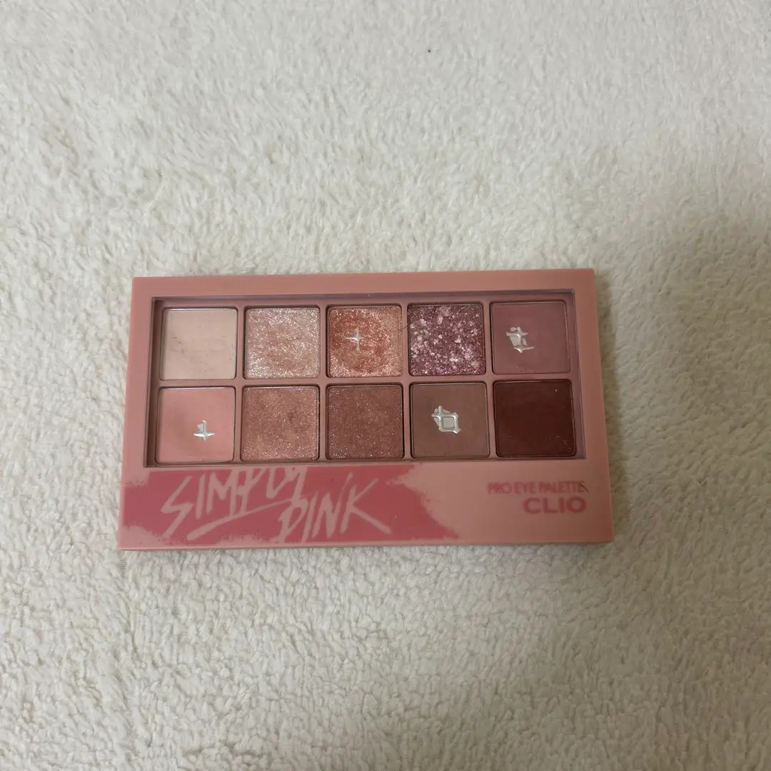 Thumbnail of CLIO Eyeshadow Palette