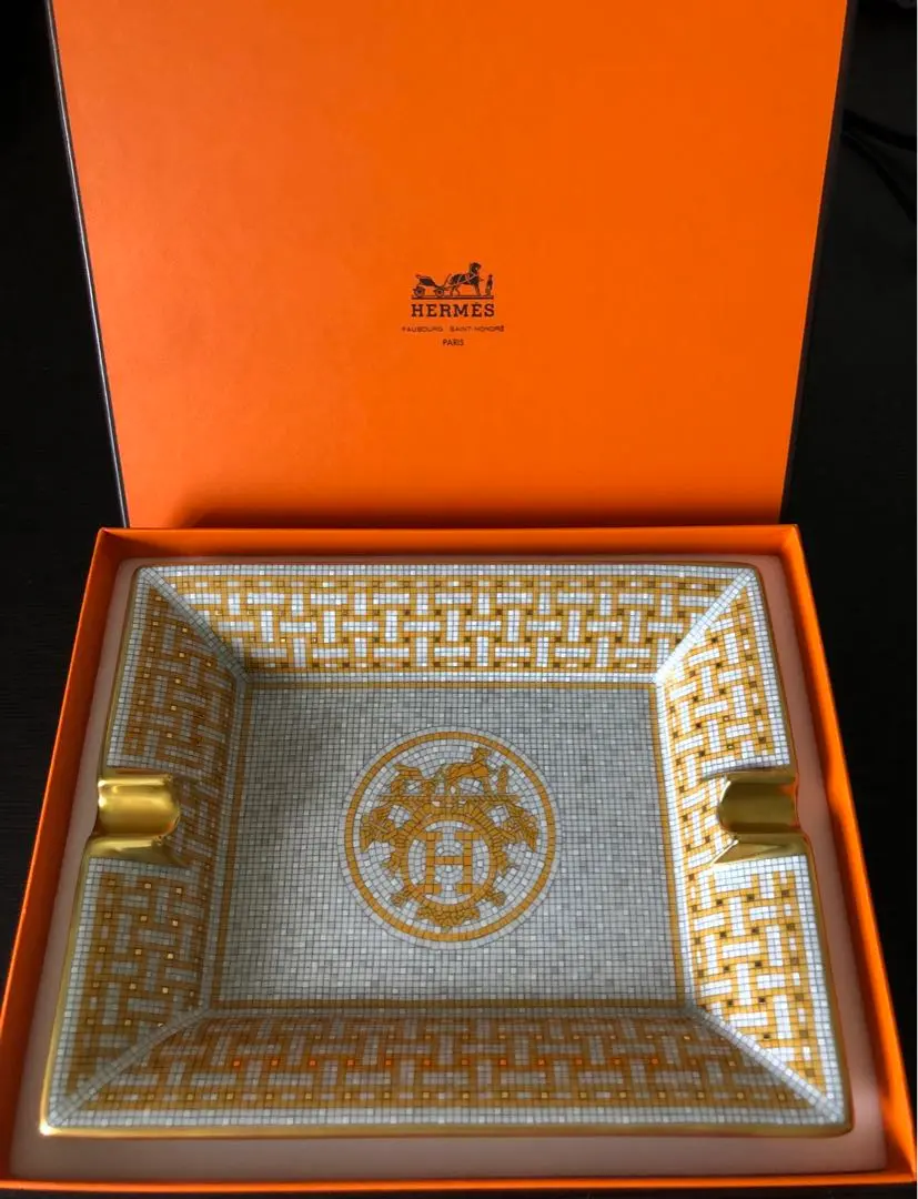 トレー 〈モザイク 24〉 プラチナ PM | Hermès - エルメス-公式