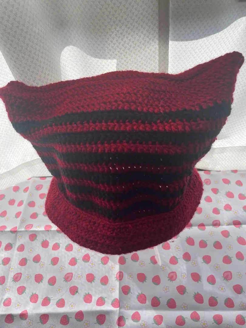 貓耳針織帽 手編 紅黑條紋帽子 手工製作 的縮圖