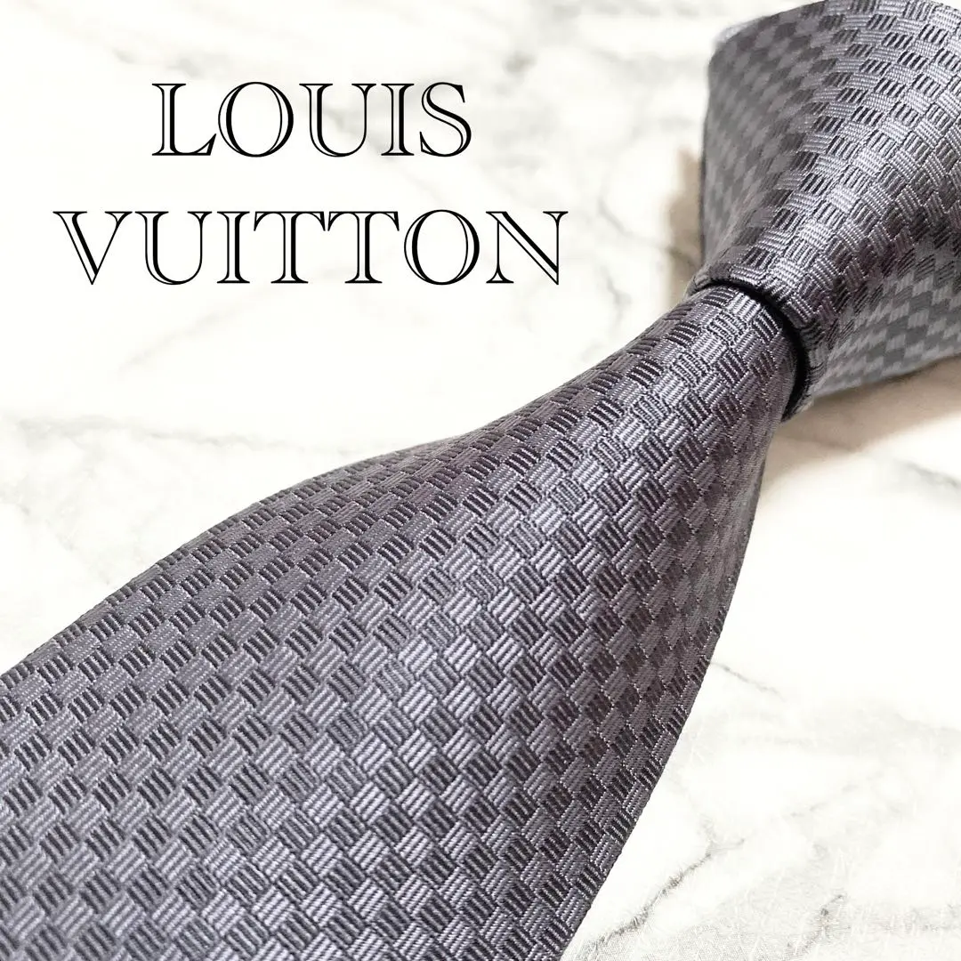 ꧁美品꧂ ルイヴィトン ネクタイ モノグラム ダミエ ストライプ シルバー 光沢 2025年最新】LOUIS VUITTON カラー：シルバー系 ネクタイの人気