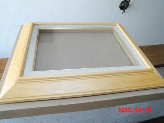 Thumbnail of □ Wooden Design Picture Frame / F4 Size / B □