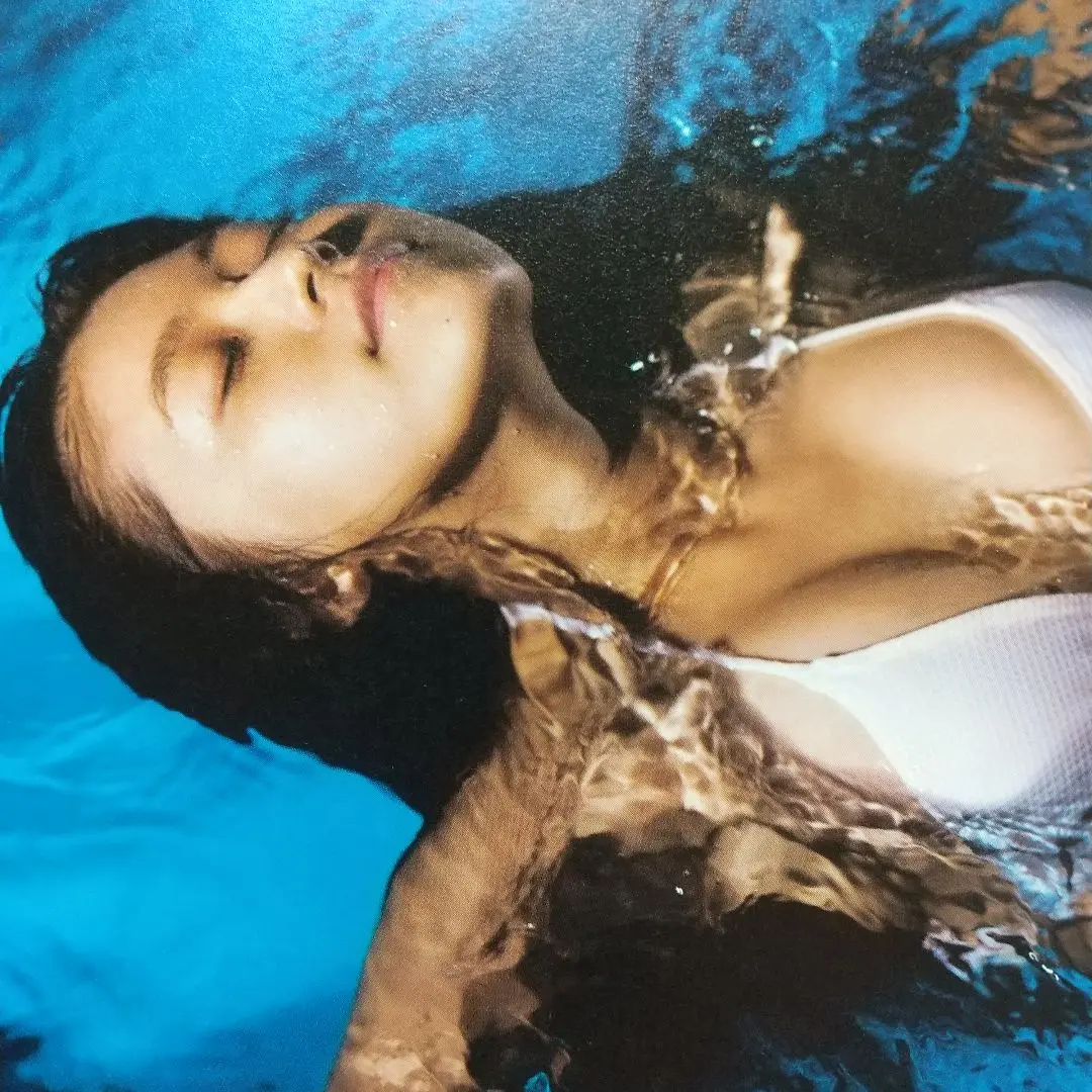 2025年最新】有村架純 写真集サインの人気アイテム - メルカリ