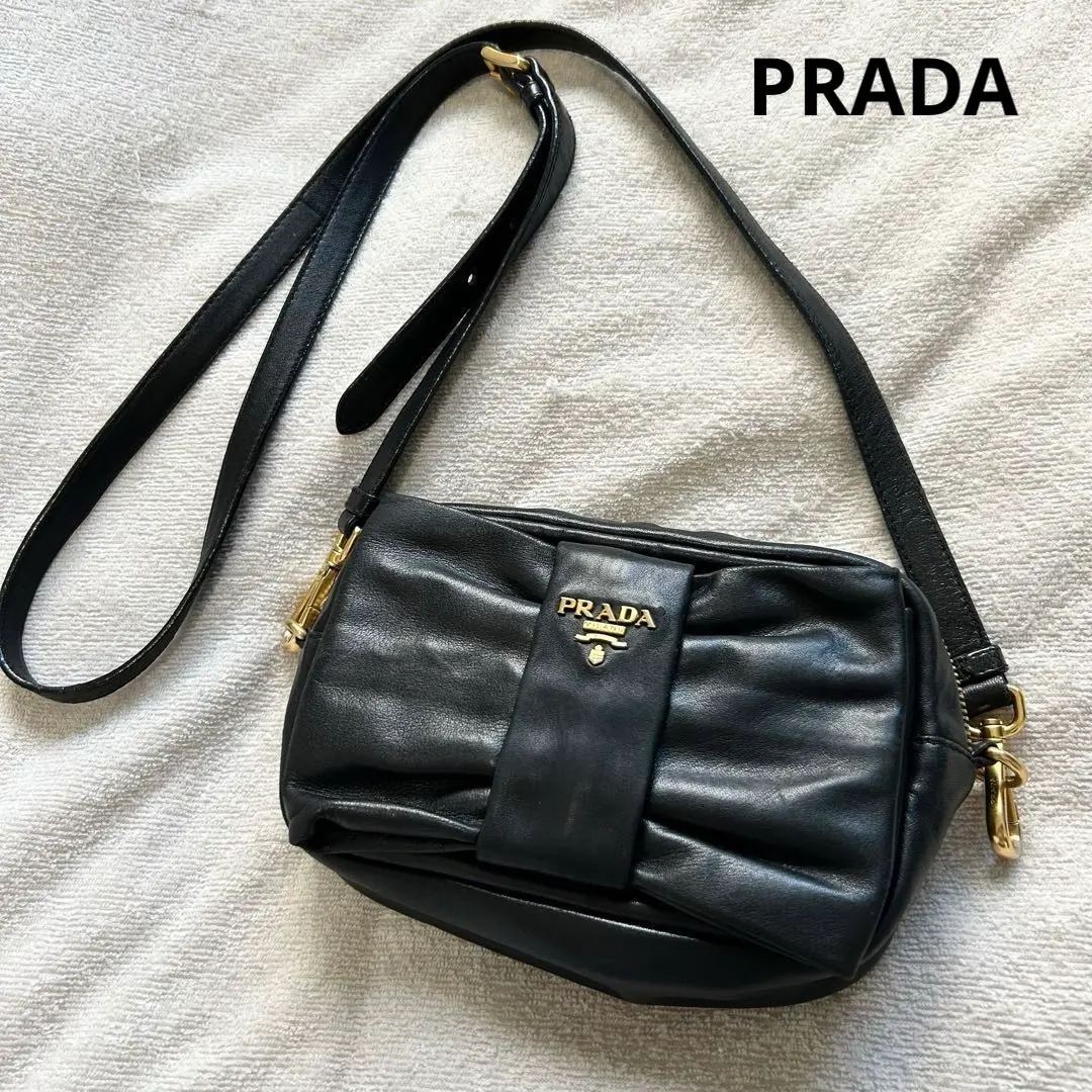 極美品　プラダ　リボン　キーケース　財布　バッグ PRADAおリボン♪レザーキーケース6連♪ピンクバイカラー (PRADA