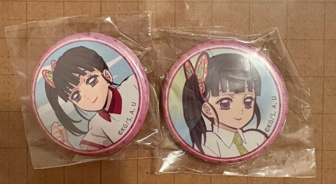 鬼滅之刃 鬼滅學園 栗花落香奈乎 徽章 的縮圖