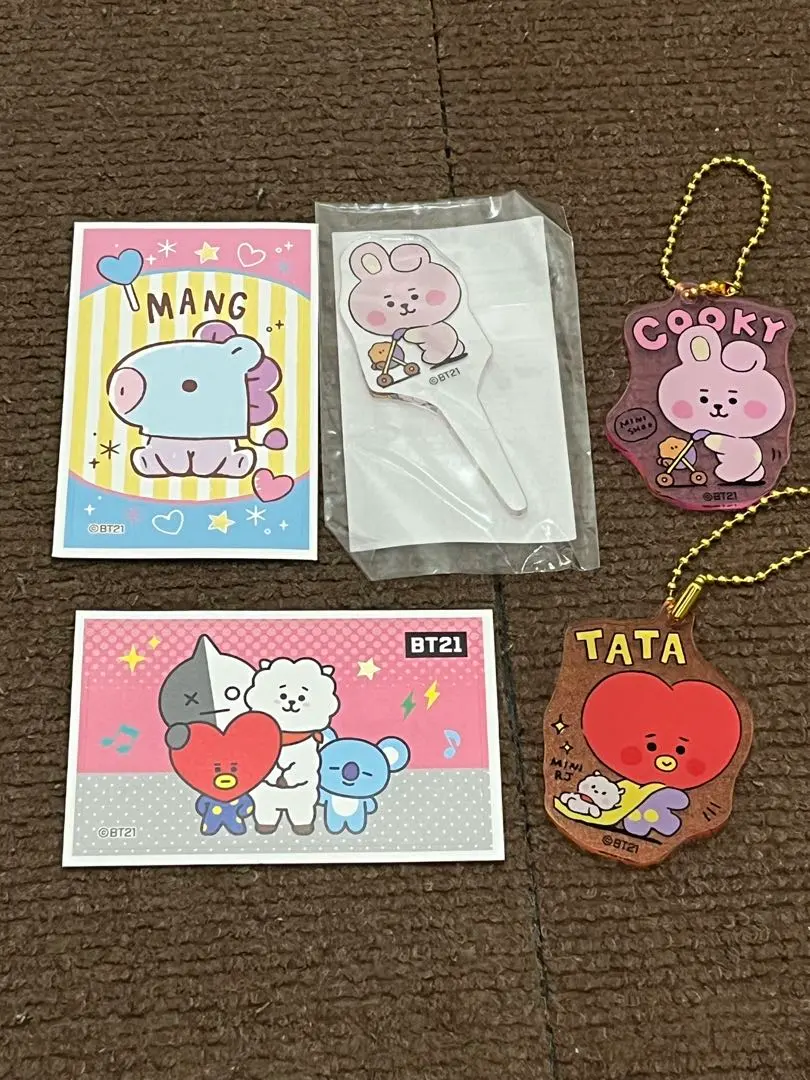 Thumbnail of BT21 Acrylic Keyholder Set: TATA COOKY