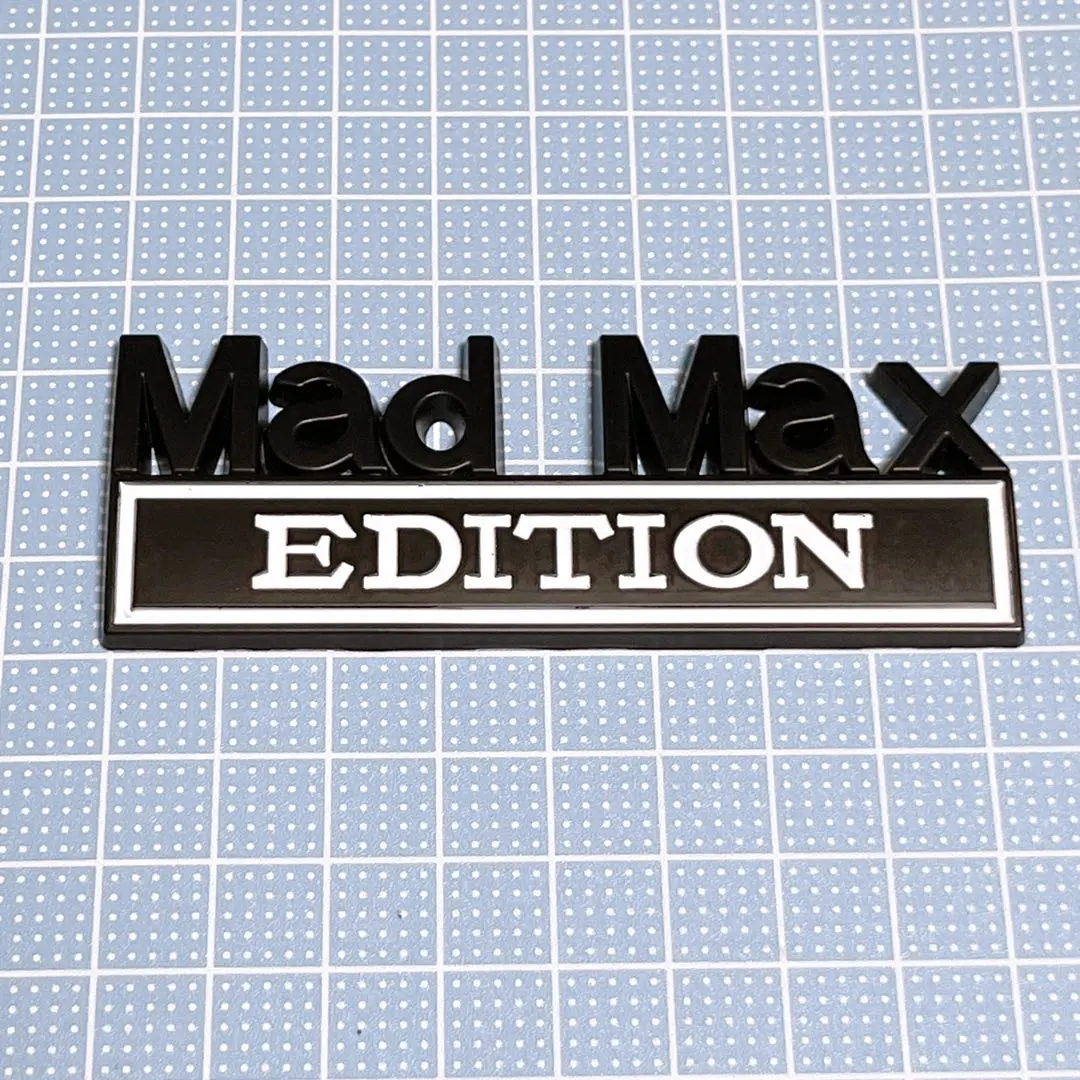 3D 徽章 Mad Max EDITION 黑 × 白 的縮圖