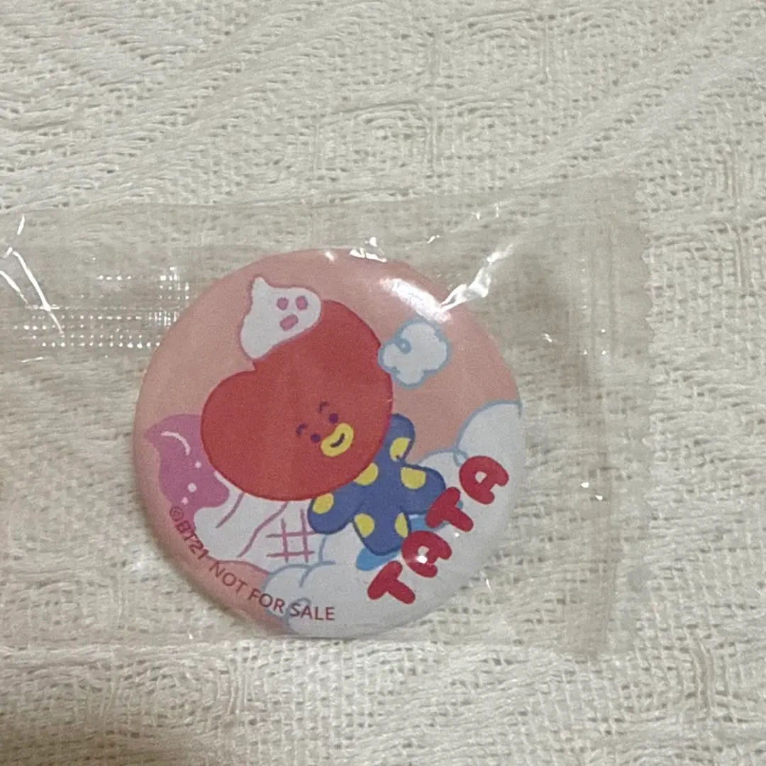 Thumbnail of Kura Sushi Bikkura Pon BT21 BTS V TATA Can Badge