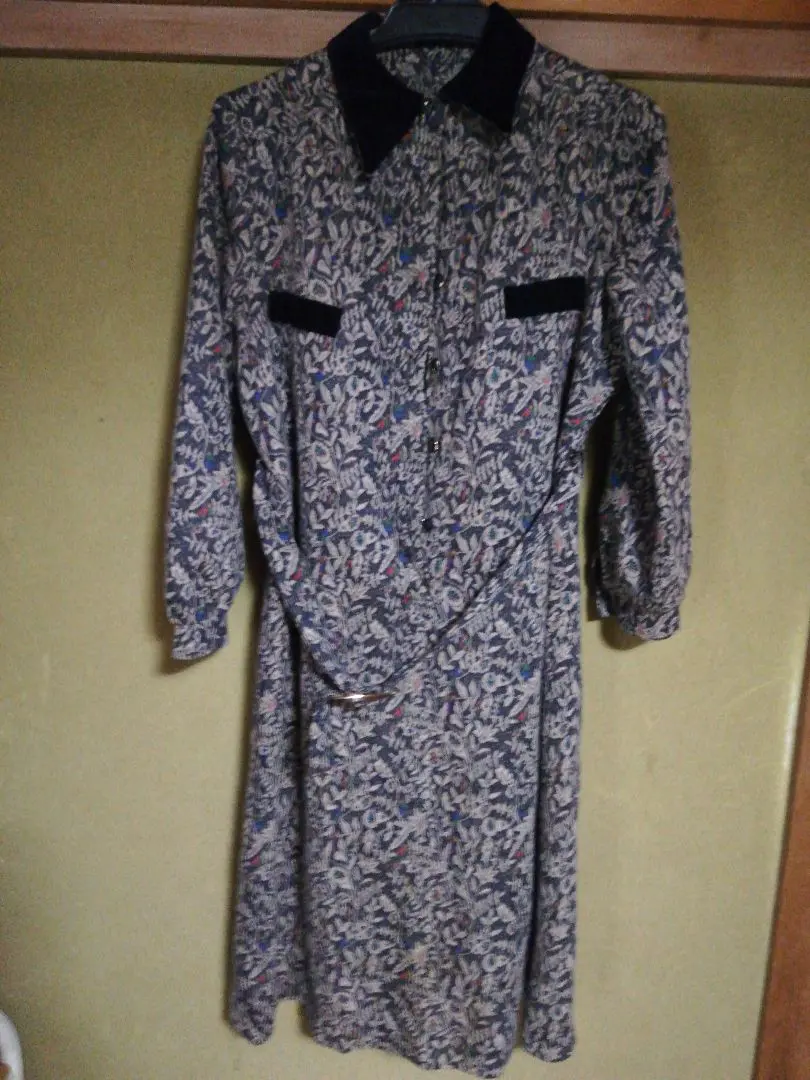 Thumbnail of Long dress