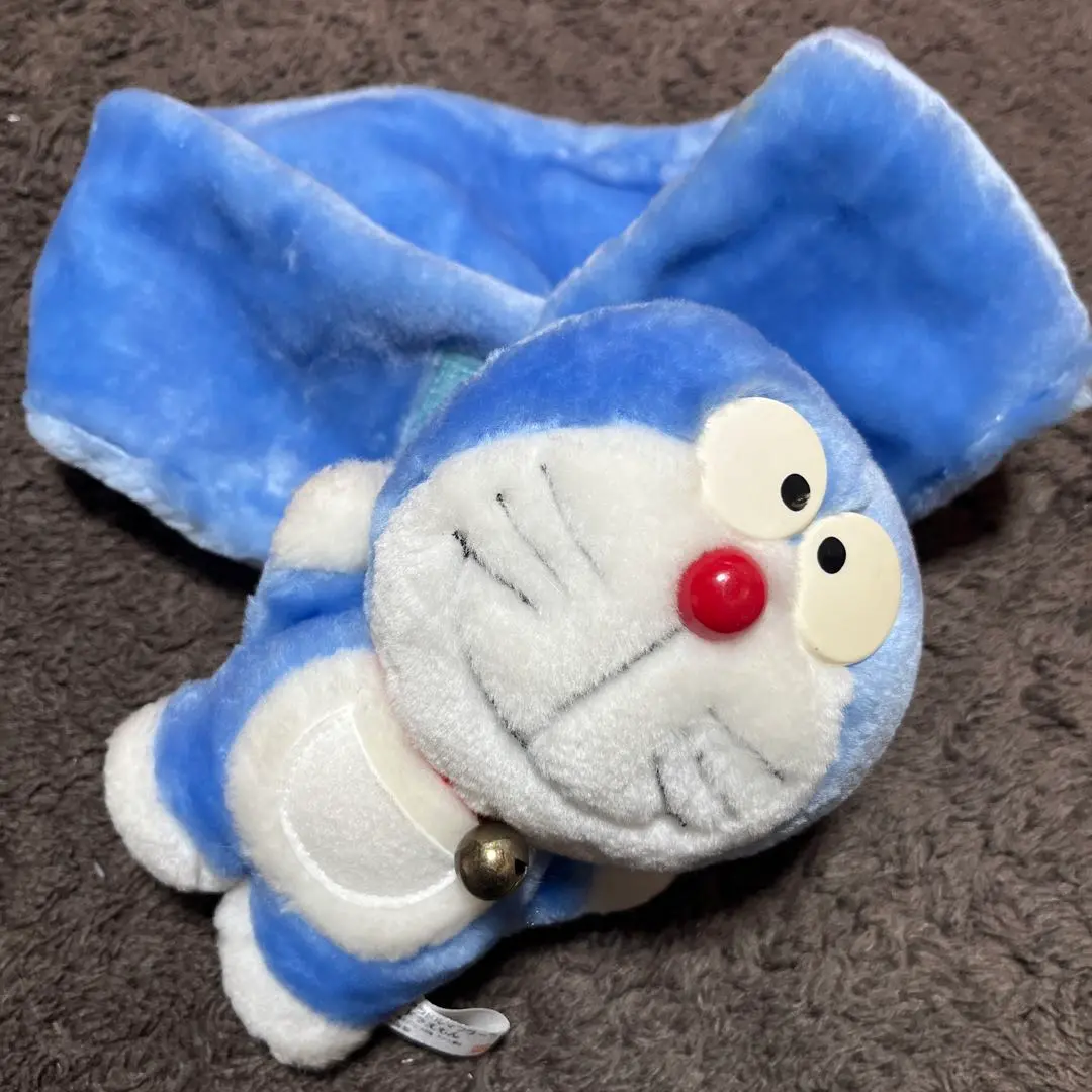 ハローキティ キャラドルマフラー とウチワ