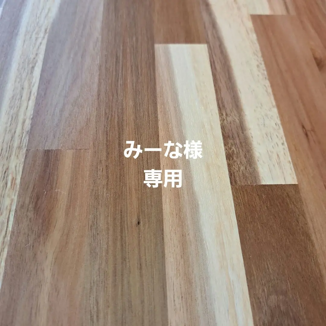 ハンドメイド　アクセサリー飾り棚　トランク型什器　マルシェ　丸型什器　2点セット 2025年最新】トランク型アクセサリー什器の人気アイテム - メルカリ