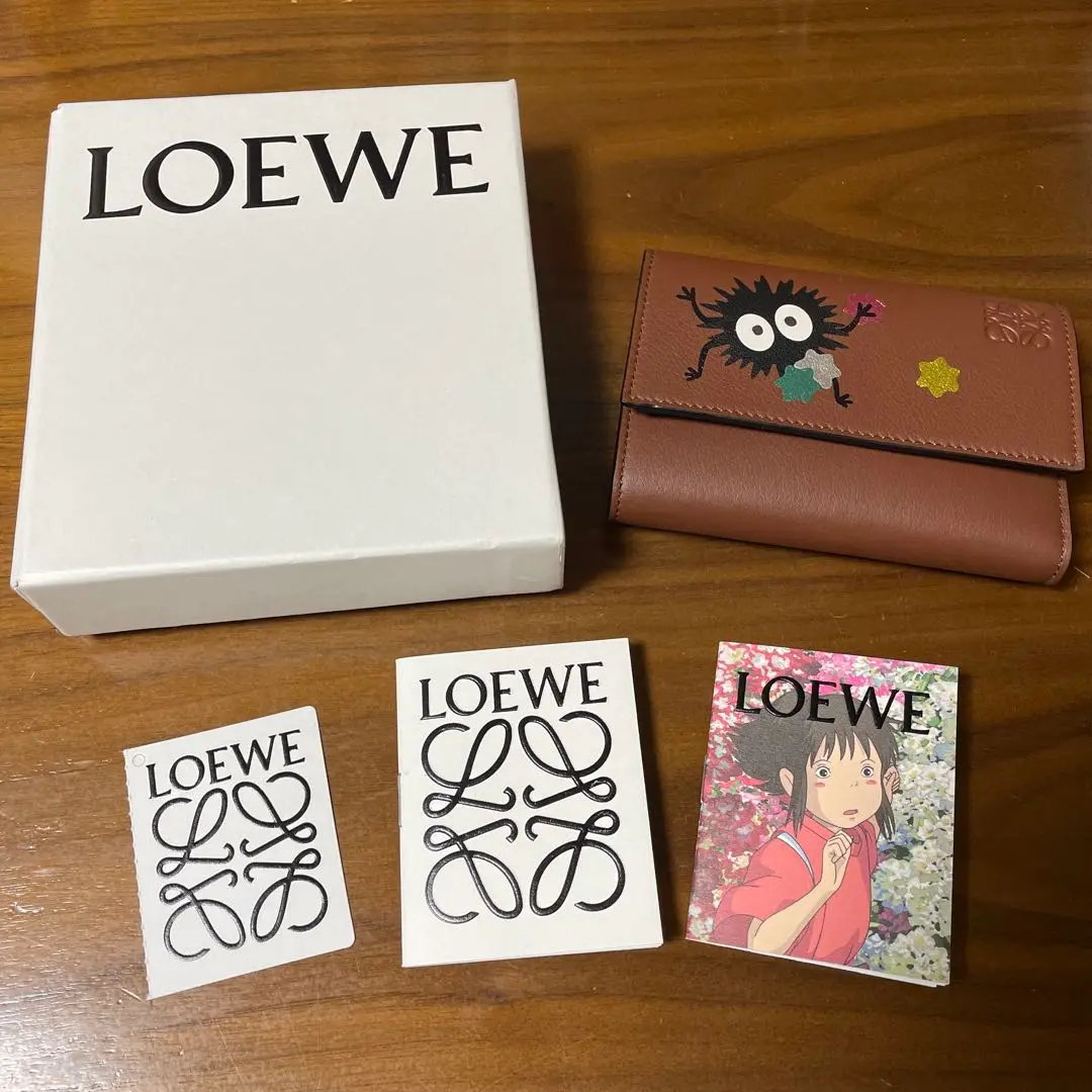 LOEWE 千と千尋の神隠し ミニ財布　ノート　セット 2025年最新】loewe 千と千尋 財布の人気アイテム - メルカリ