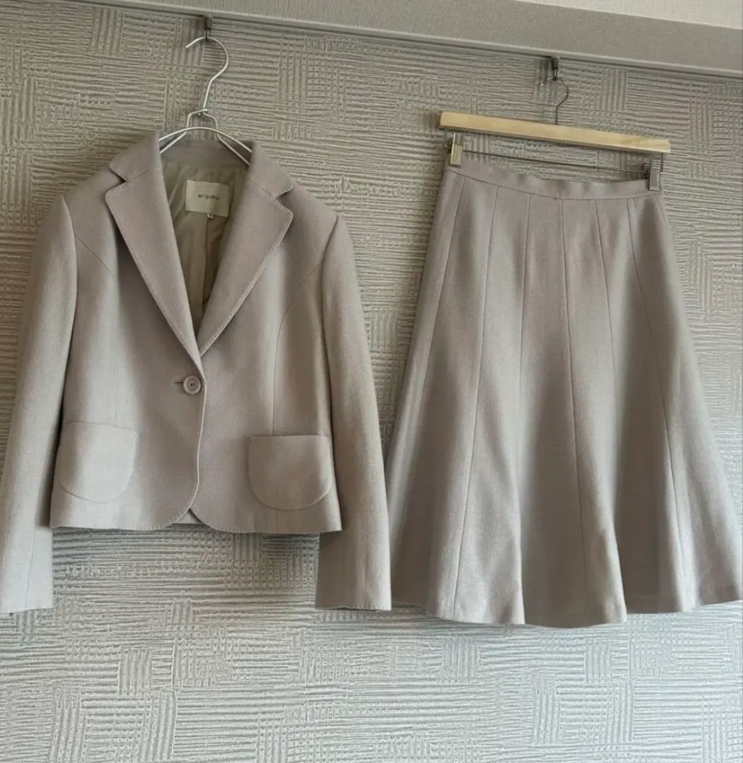 Thumbnail of Excellent Condition: en quete ☆ Wool Cashmere Suit Set Up, 1-Button, Size 9