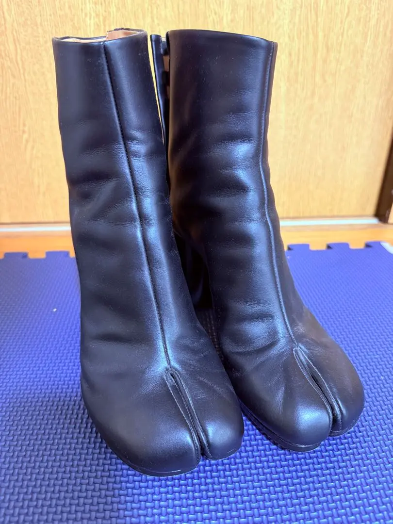 Maison Margiela Tabi 靴 38 的縮圖
