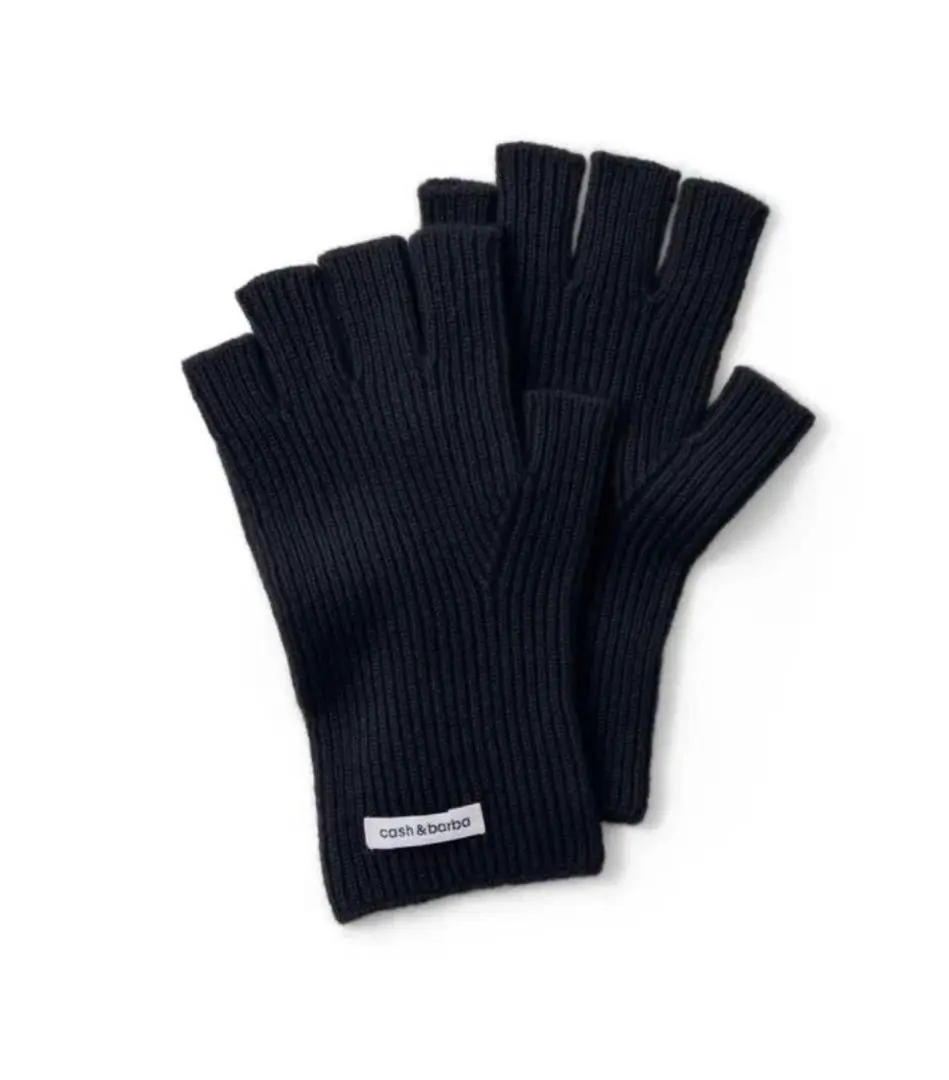 【新品未使用】cash&barba キャッシュベイビー グローブ COLUMN】cash&barbaのオープンフィンガーグローブが便利