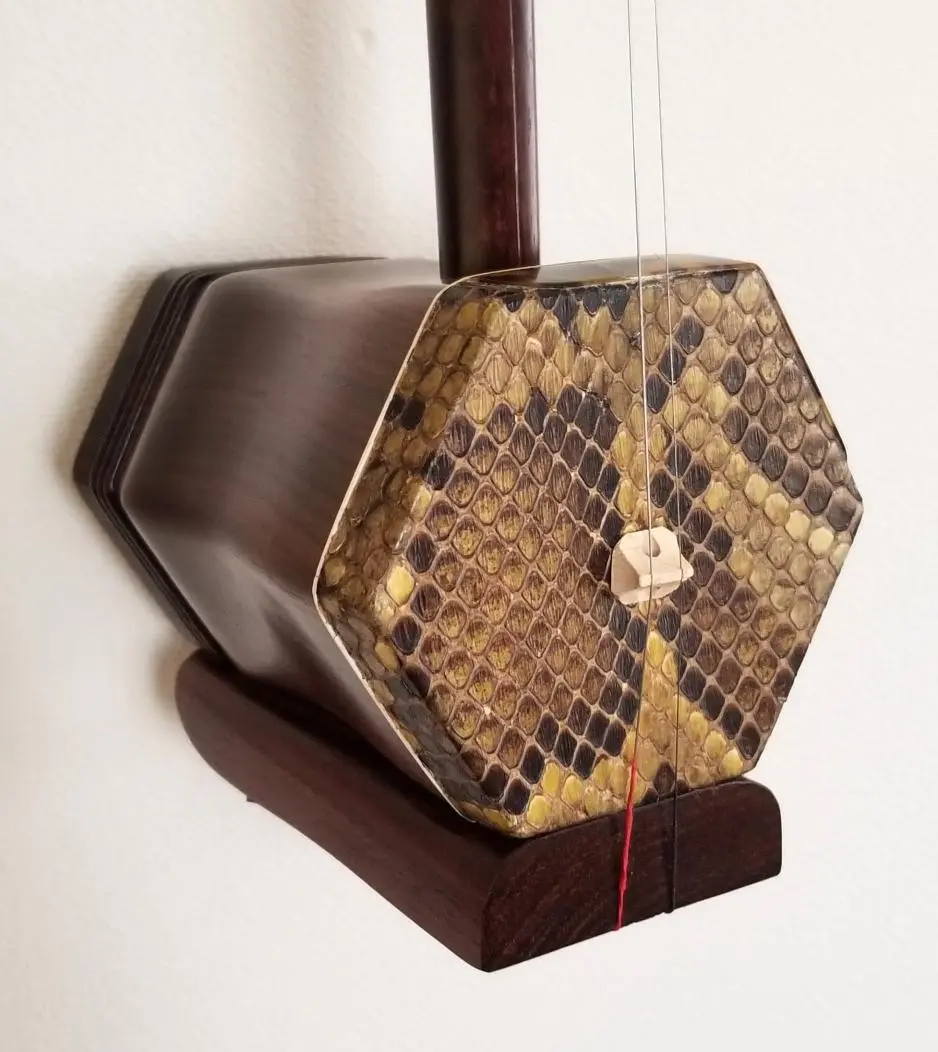 【美品】 二胡 紅木 陶軍製 蘇州 ヘビ皮 本革 べっ甲 ケース付き 2025年最新】蘇州式二胡の人気アイテム - メルカリ