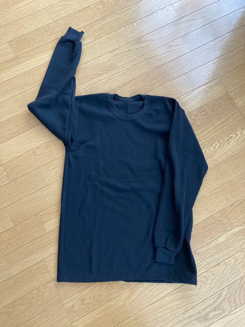 Thumbnail of Fleece-lined sweatshirt, size M-L, new