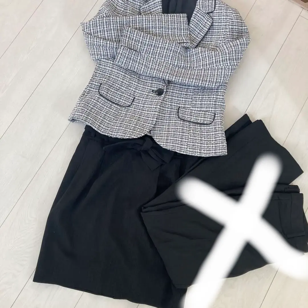 西裝套裝、外套、裙子兩件套 的縮圖