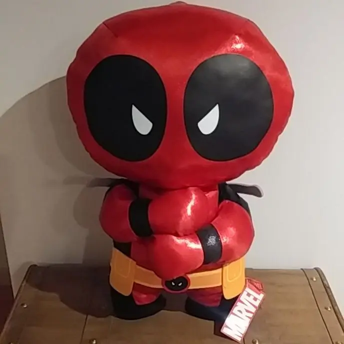 MARVEL デットプール セガ ポーズ マスコット ぬいぐるみ MARVEL デットプール セガ ポーズ マスコット ぬいぐるみ - メルカリ