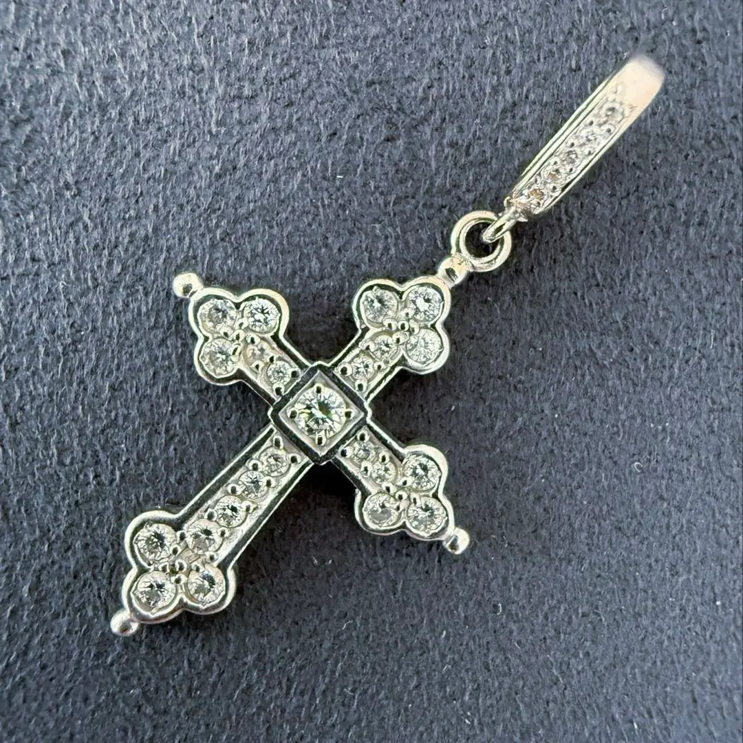 Thumbnail of Loree Rodkin 【K18】MIDIUM GOTHIC CROSS