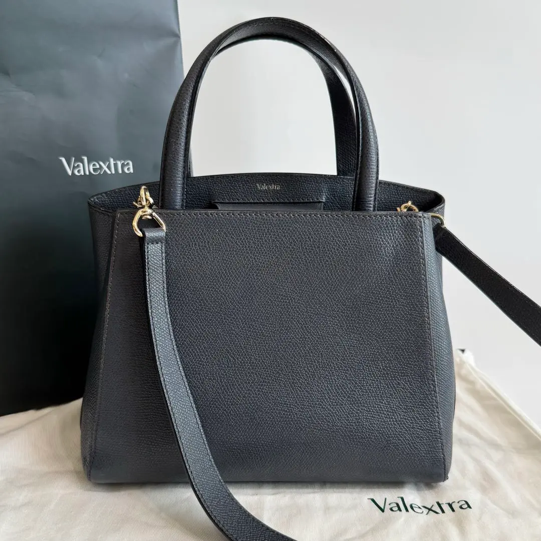 VALEXTRA SOFT MICRO トートショルダーバッグ 楽天市場】Valextra ヴァレクストラ ショルダーバッグ BABILA