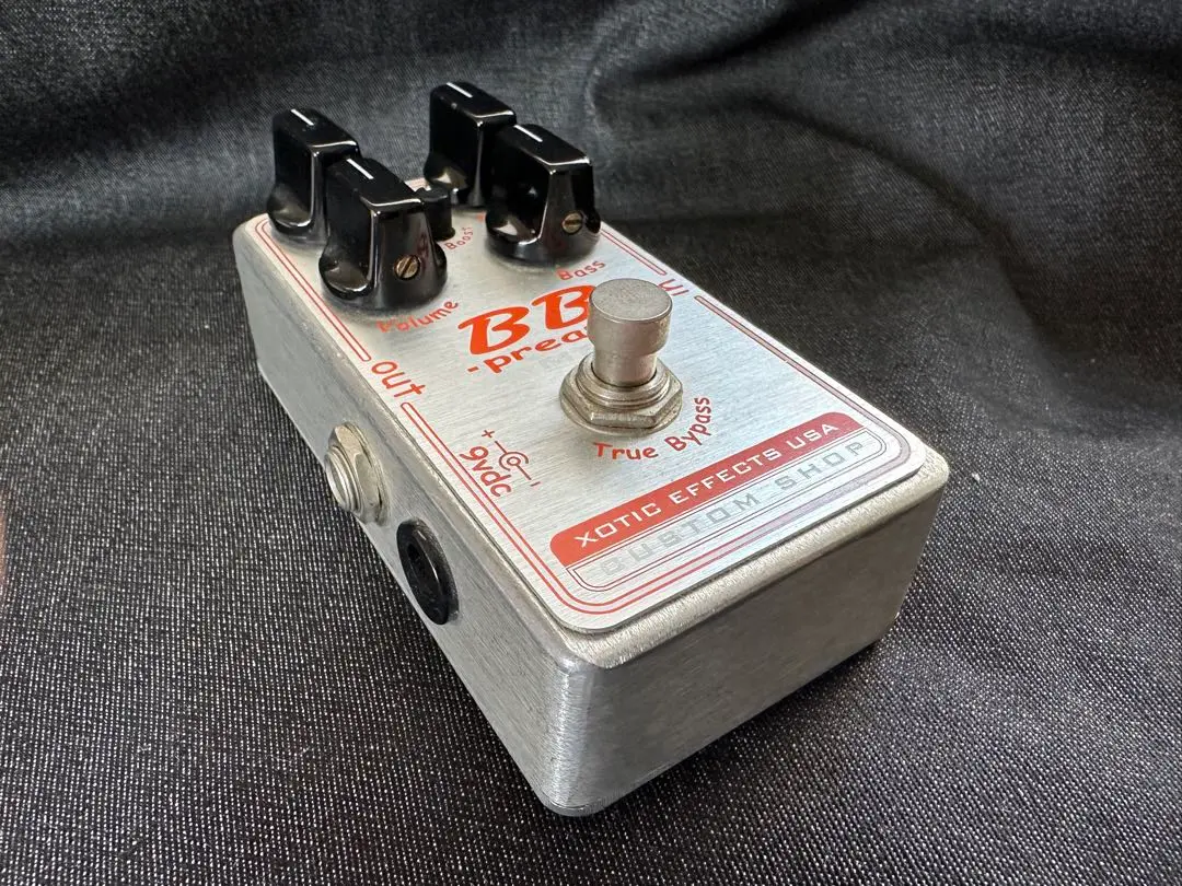 【本日限定値下げ中】 XOTIC CustomShop BBpreamp MB Xotic BBP-MB Custom Shop BB Preamp w/ Mid Boost | Reverb